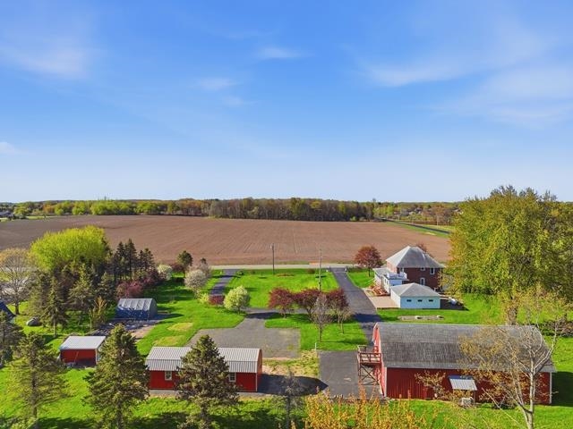 8492 TROUT DRIVE, Marshfield, Wisconsin 54449, 4 Bedrooms Bedrooms, ,2 BathroomsBathrooms,Residential,For Sale,8492 TROUT DRIVE,22505722