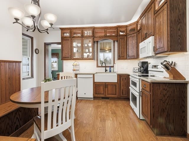8492 TROUT DRIVE, Marshfield, Wisconsin 54449, 4 Bedrooms Bedrooms, ,2 BathroomsBathrooms,Residential,For Sale,8492 TROUT DRIVE,22505722