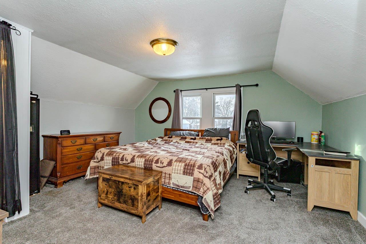 617 N COTTAGE STREET, Merrill, Wisconsin 54452, 3 Bedrooms Bedrooms, ,1 BathroomBathrooms,Residential,For Sale,617 N COTTAGE STREET,22505727