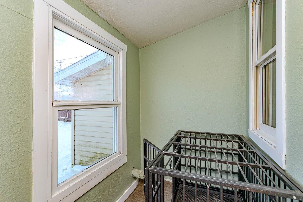 617 N COTTAGE STREET, Merrill, Wisconsin 54452, 3 Bedrooms Bedrooms, ,1 BathroomBathrooms,Residential,For Sale,617 N COTTAGE STREET,22505727