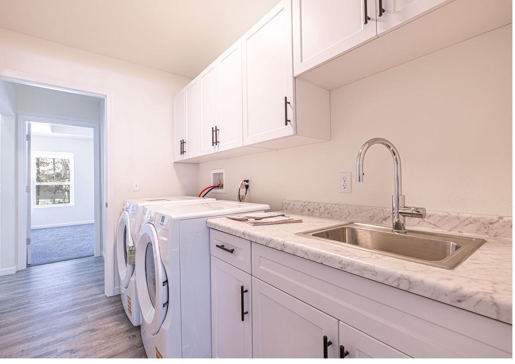 4910 PINE NEEDLE WAY, Wisconsin Rapids, Wisconsin 54494, 3 Bedrooms Bedrooms, ,2 BathroomsBathrooms,Residential,For Sale,4910 PINE NEEDLE WAY,22505740