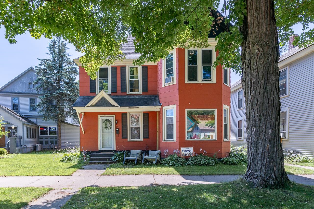 709 GRANT STREET, Wausau, Wisconsin 54403, 3 Bedrooms Bedrooms, 6 Rooms Rooms,1 BathroomBathrooms,Multi-family,For Sale,709 GRANT STREET,22505748