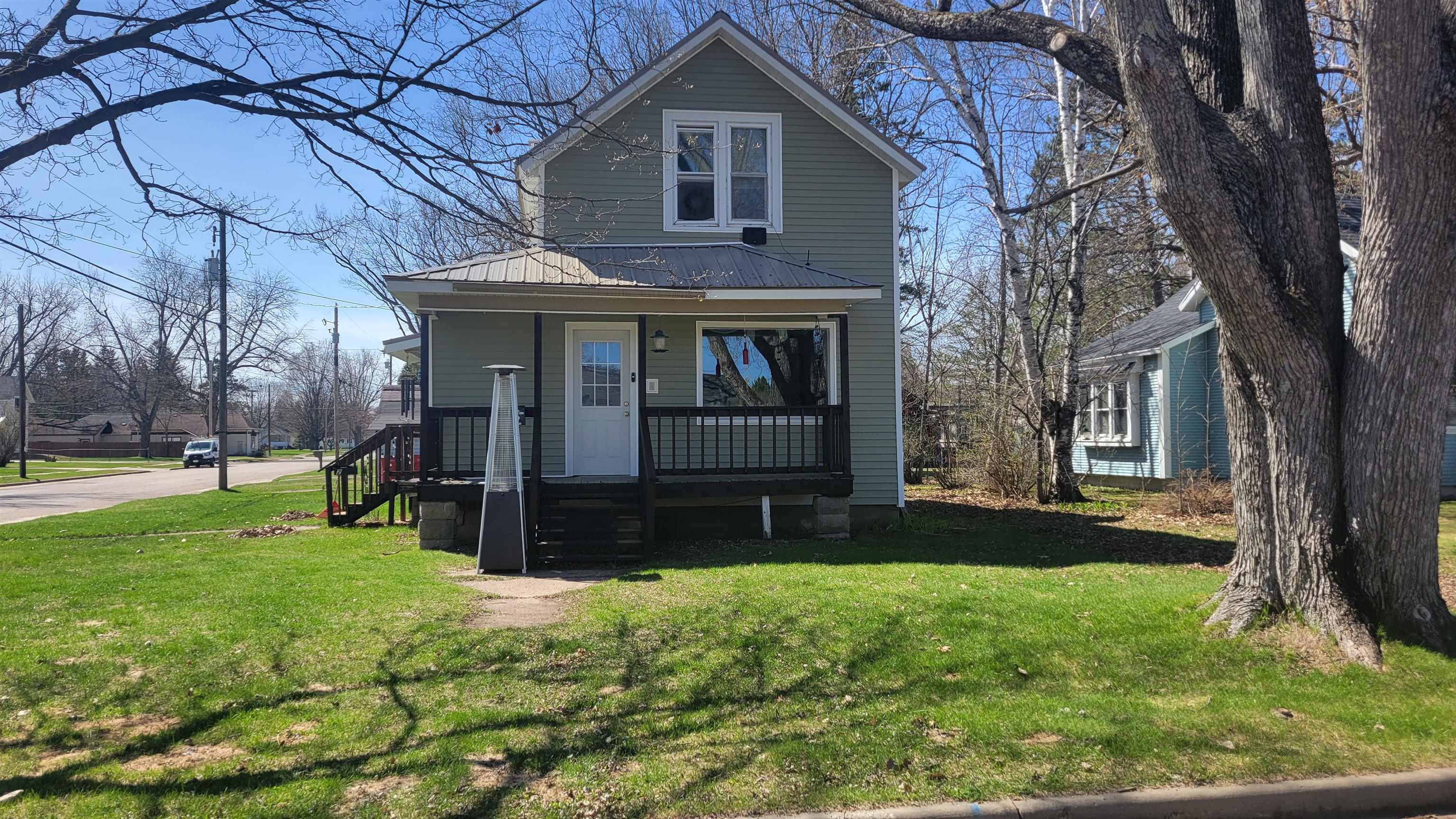 206 10TH AVENUE, Antigo, Wisconsin 54409, 1 Bedroom Bedrooms, ,1 BathroomBathrooms,Multi-family,For Sale,206 10TH AVENUE,22505756