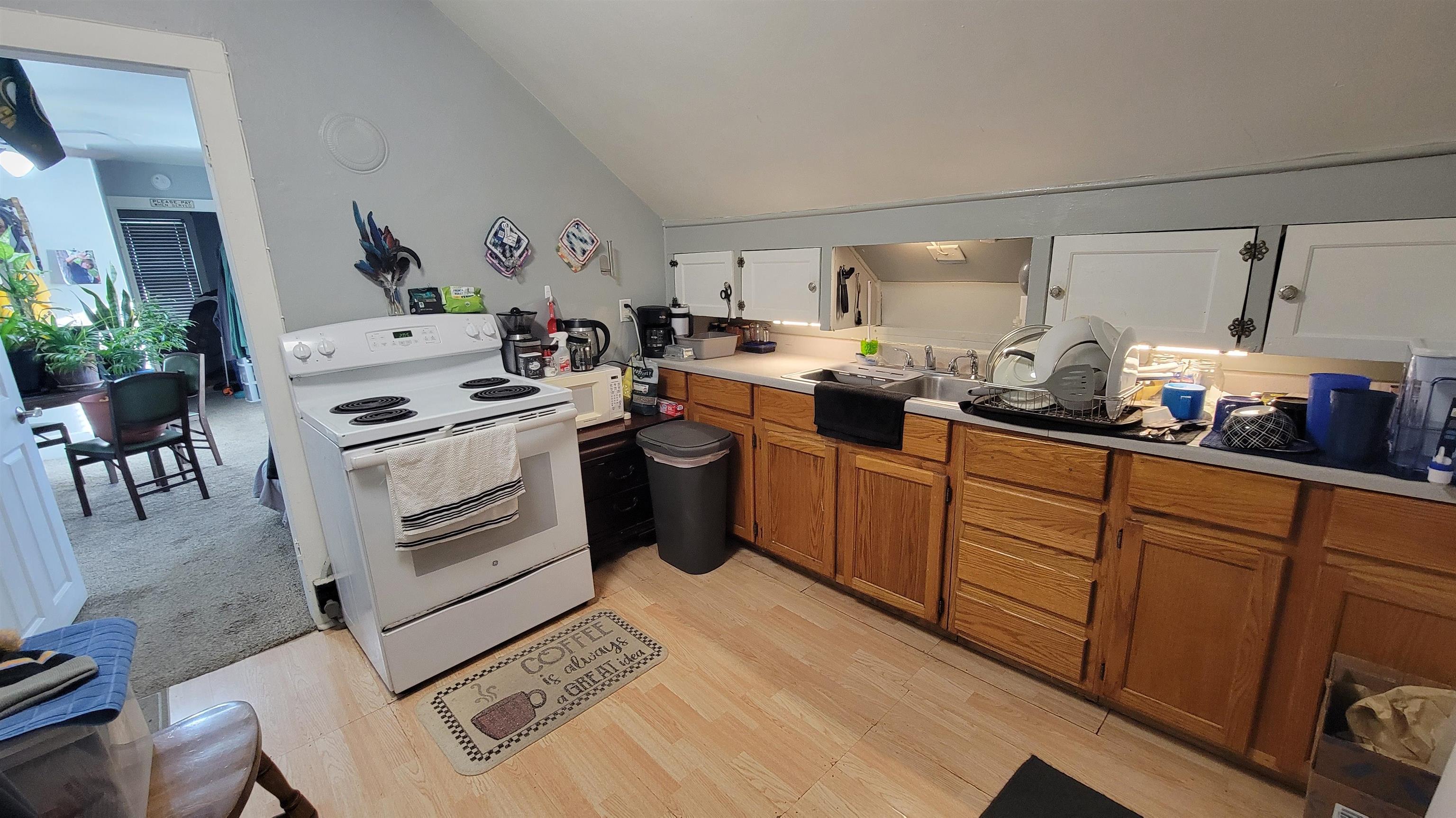 206 10TH AVENUE, Antigo, Wisconsin 54409, 1 Bedroom Bedrooms, ,1 BathroomBathrooms,Multi-family,For Sale,206 10TH AVENUE,22505756