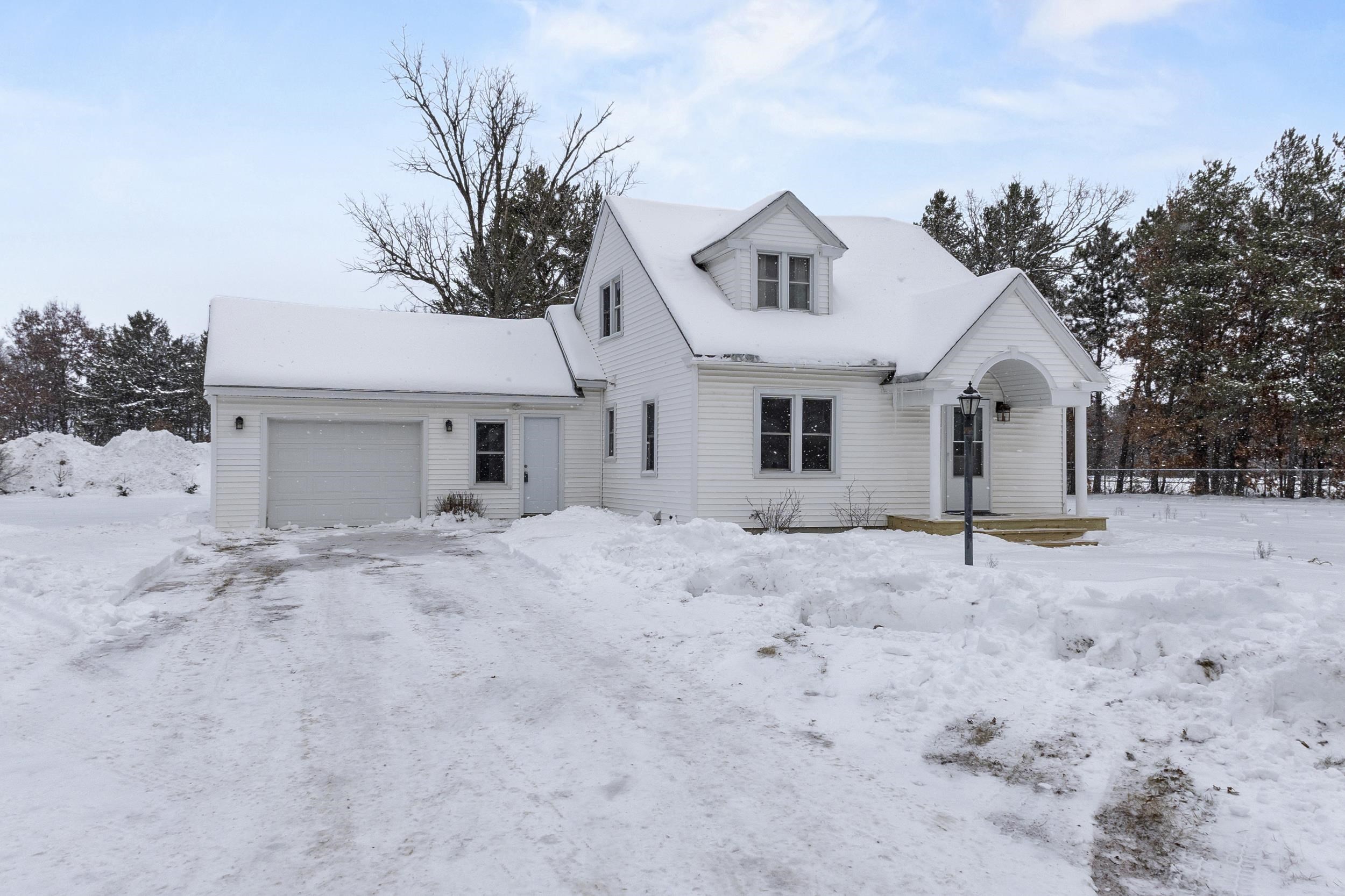 4050 KENNEDY DRIVE, Stevens Point, Wisconsin 54481, 3 Bedrooms Bedrooms, ,1 BathroomBathrooms,Residential,For Sale,4050 KENNEDY DRIVE,22505757
