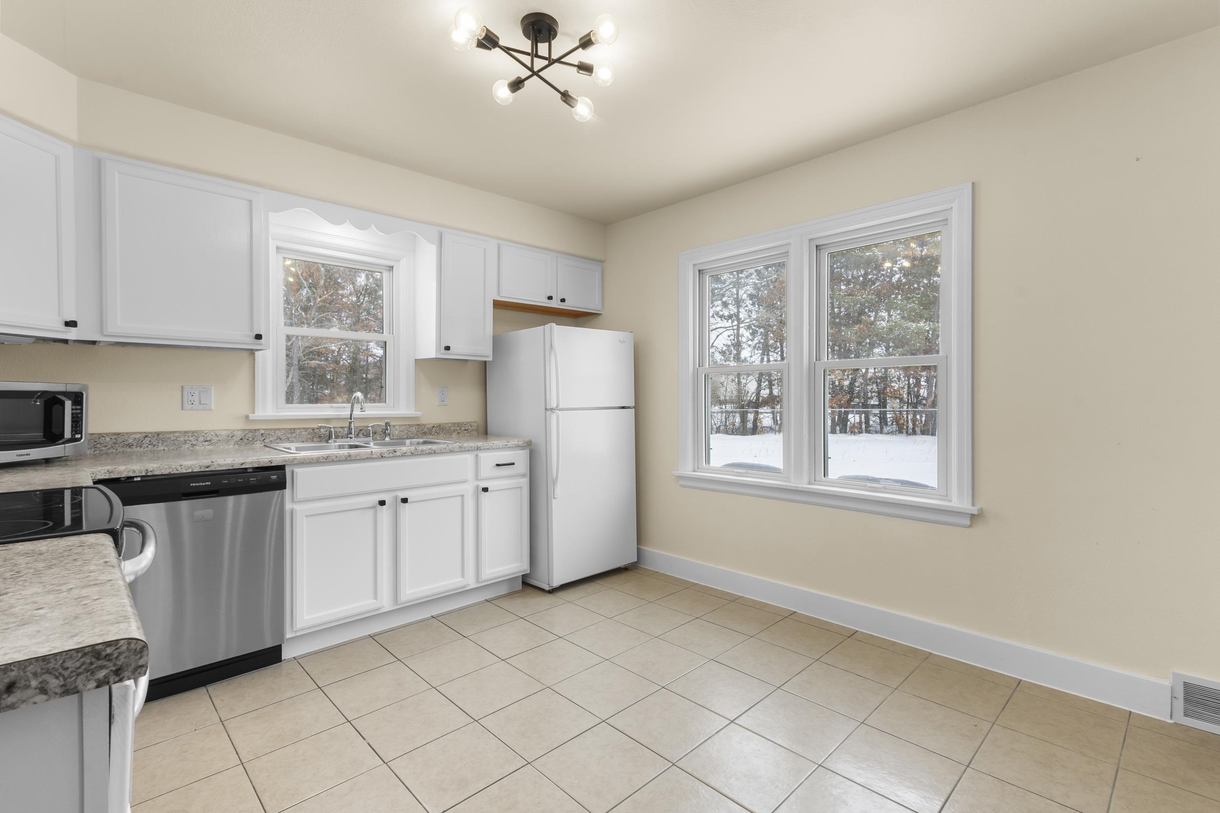 4050 KENNEDY DRIVE, Stevens Point, Wisconsin 54481, 3 Bedrooms Bedrooms, ,1 BathroomBathrooms,Residential,For Sale,4050 KENNEDY DRIVE,22505757