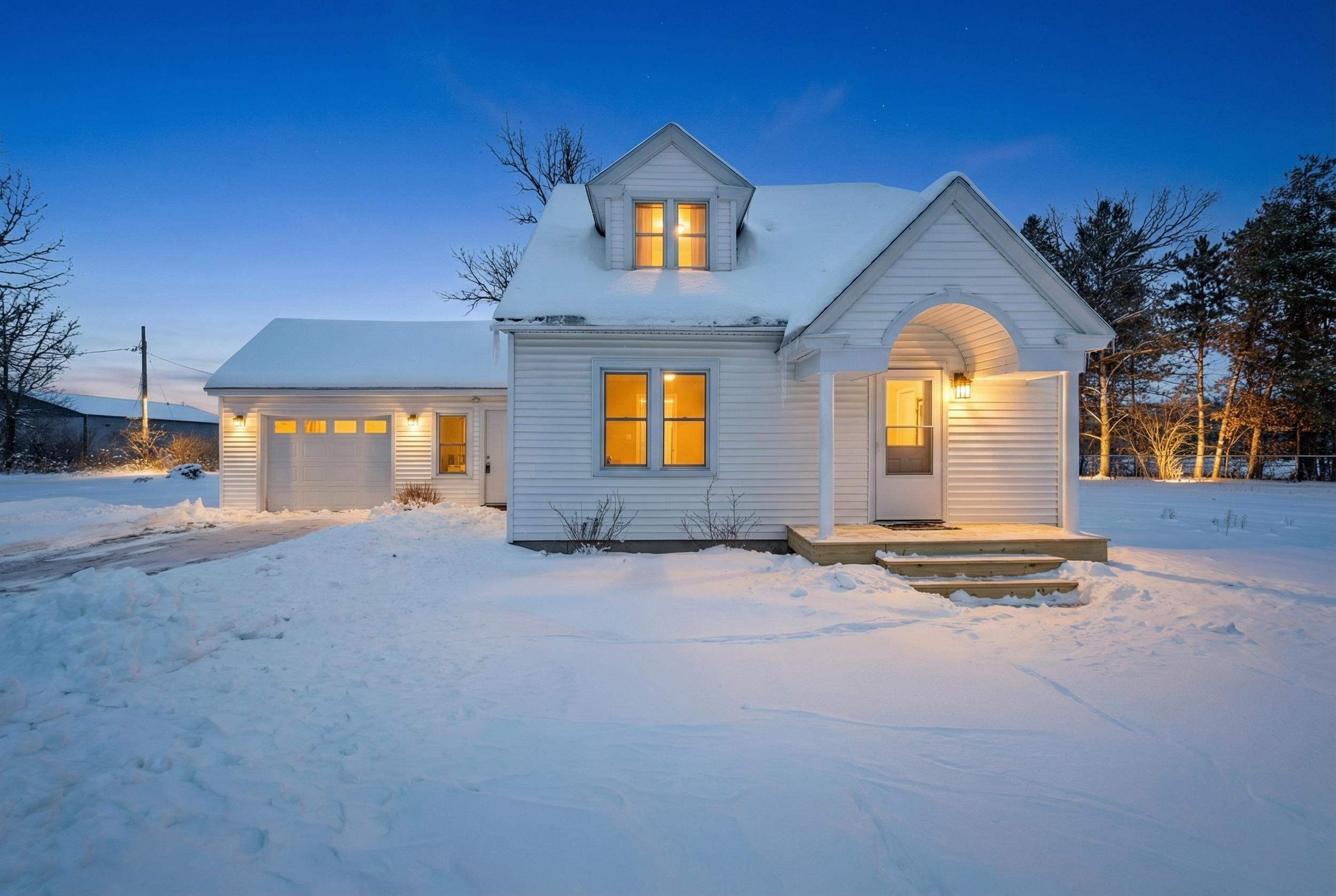 4050 KENNEDY DRIVE, Stevens Point, Wisconsin 54481, 3 Bedrooms Bedrooms, ,1 BathroomBathrooms,Residential,For Sale,4050 KENNEDY DRIVE,22505757