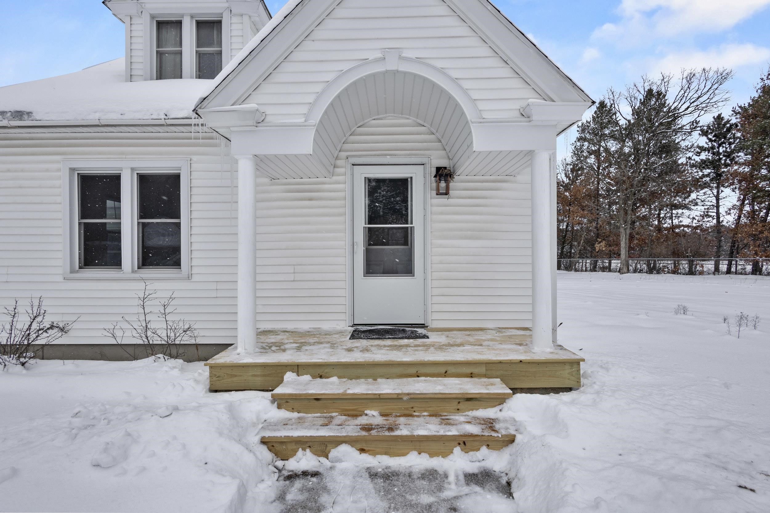 4050 KENNEDY DRIVE, Stevens Point, Wisconsin 54481, 3 Bedrooms Bedrooms, ,1 BathroomBathrooms,Residential,For Sale,4050 KENNEDY DRIVE,22505757