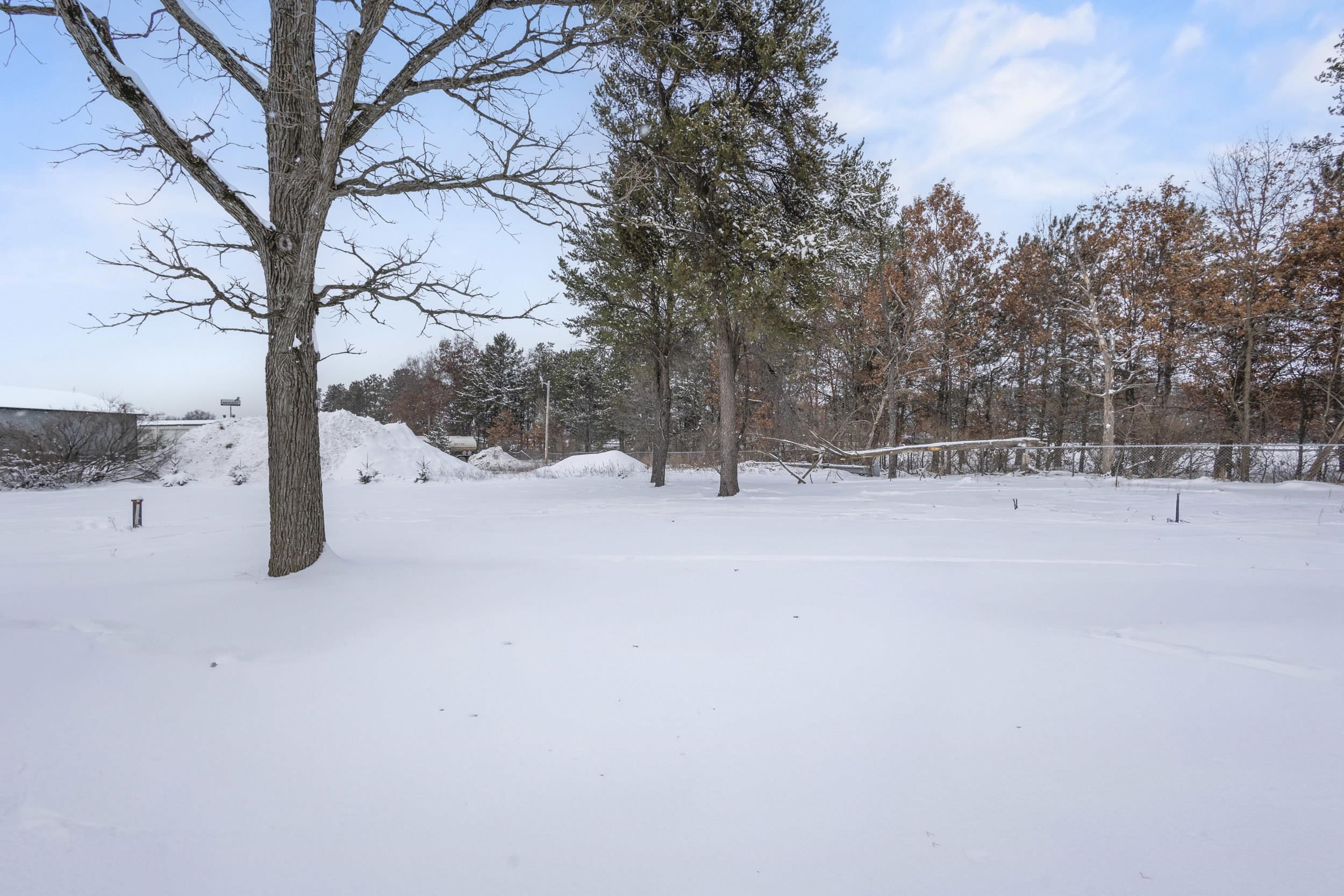 4050 KENNEDY DRIVE, Stevens Point, Wisconsin 54481, 3 Bedrooms Bedrooms, ,1 BathroomBathrooms,Residential,For Sale,4050 KENNEDY DRIVE,22505757