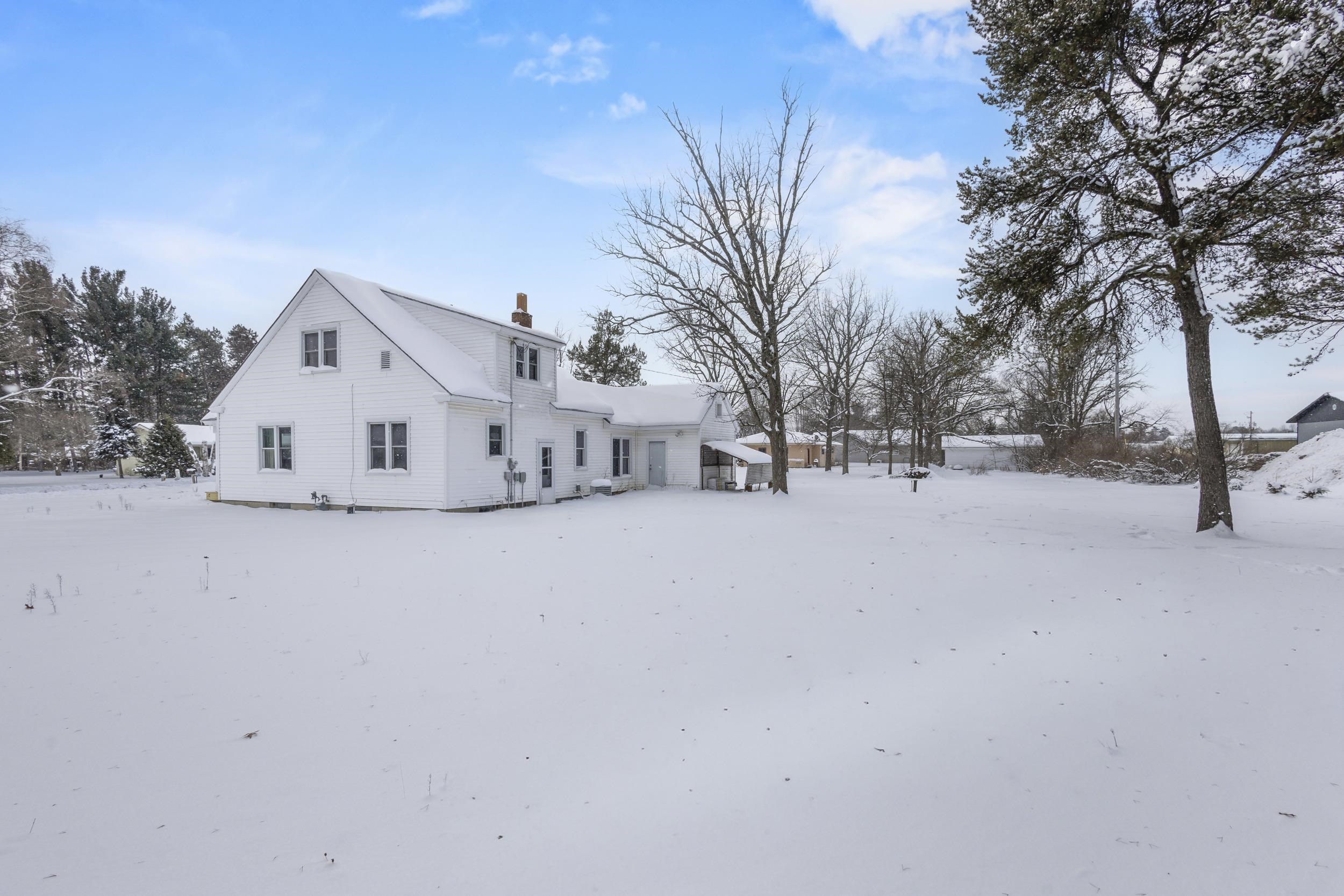 4050 KENNEDY DRIVE, Stevens Point, Wisconsin 54481, 3 Bedrooms Bedrooms, ,1 BathroomBathrooms,Residential,For Sale,4050 KENNEDY DRIVE,22505757