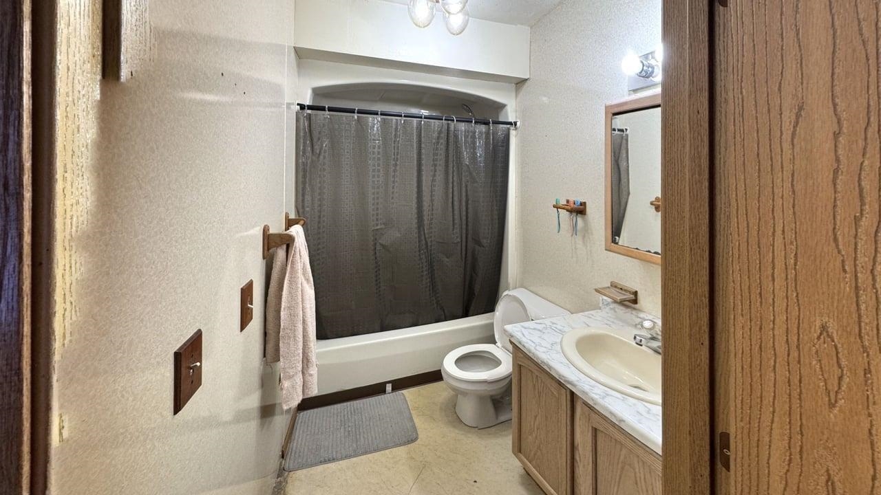 2851 TRESTIK ROAD, Junction City, Wisconsin 54443, 6 Bedrooms Bedrooms, ,2 BathroomsBathrooms,Residential,For Sale,2851 TRESTIK ROAD,22505766