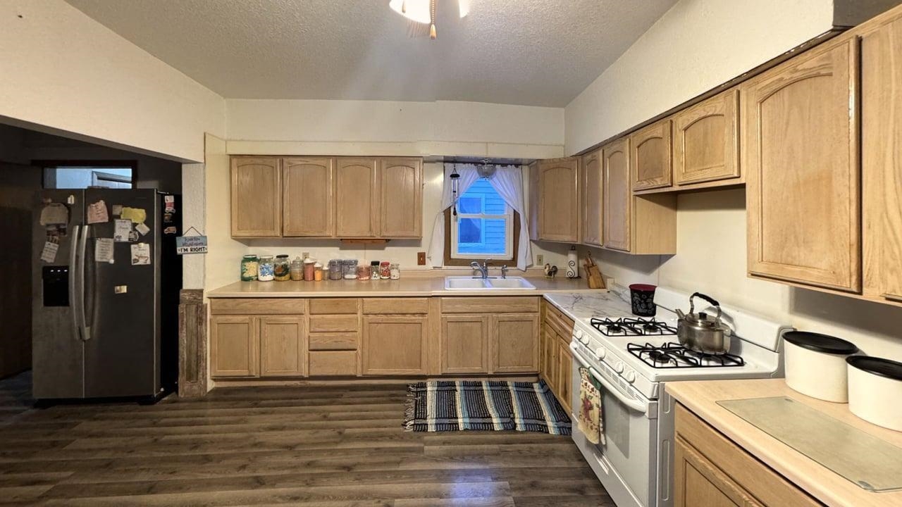 2851 TRESTIK ROAD, Junction City, Wisconsin 54443, 6 Bedrooms Bedrooms, ,2 BathroomsBathrooms,Residential,For Sale,2851 TRESTIK ROAD,22505766