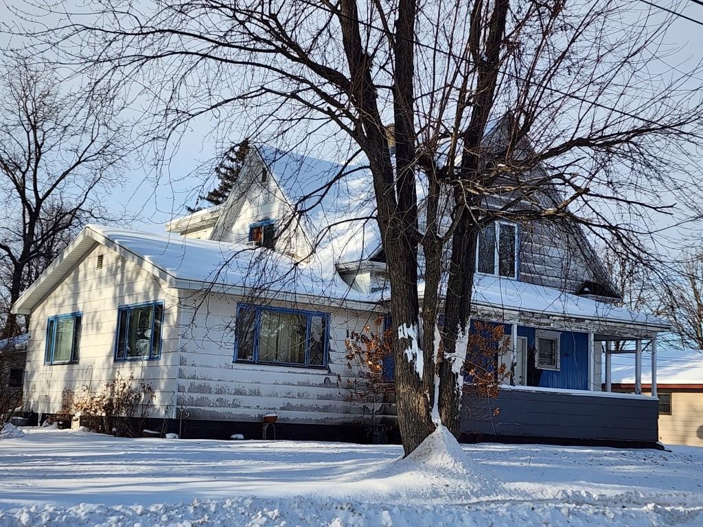 1118 MASON STREET, Schofield, Wisconsin 54476, 2 Bedrooms Bedrooms, 5 Rooms Rooms,1 BathroomBathrooms,Multi-family,For Sale,1118 MASON STREET,22505768