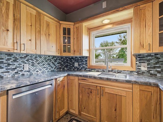 216 AYERS STREET, Neillsville, Wisconsin 54456, 3 Bedrooms Bedrooms, ,1 BathroomBathrooms,Residential,For Sale,216 AYERS STREET,22505771
