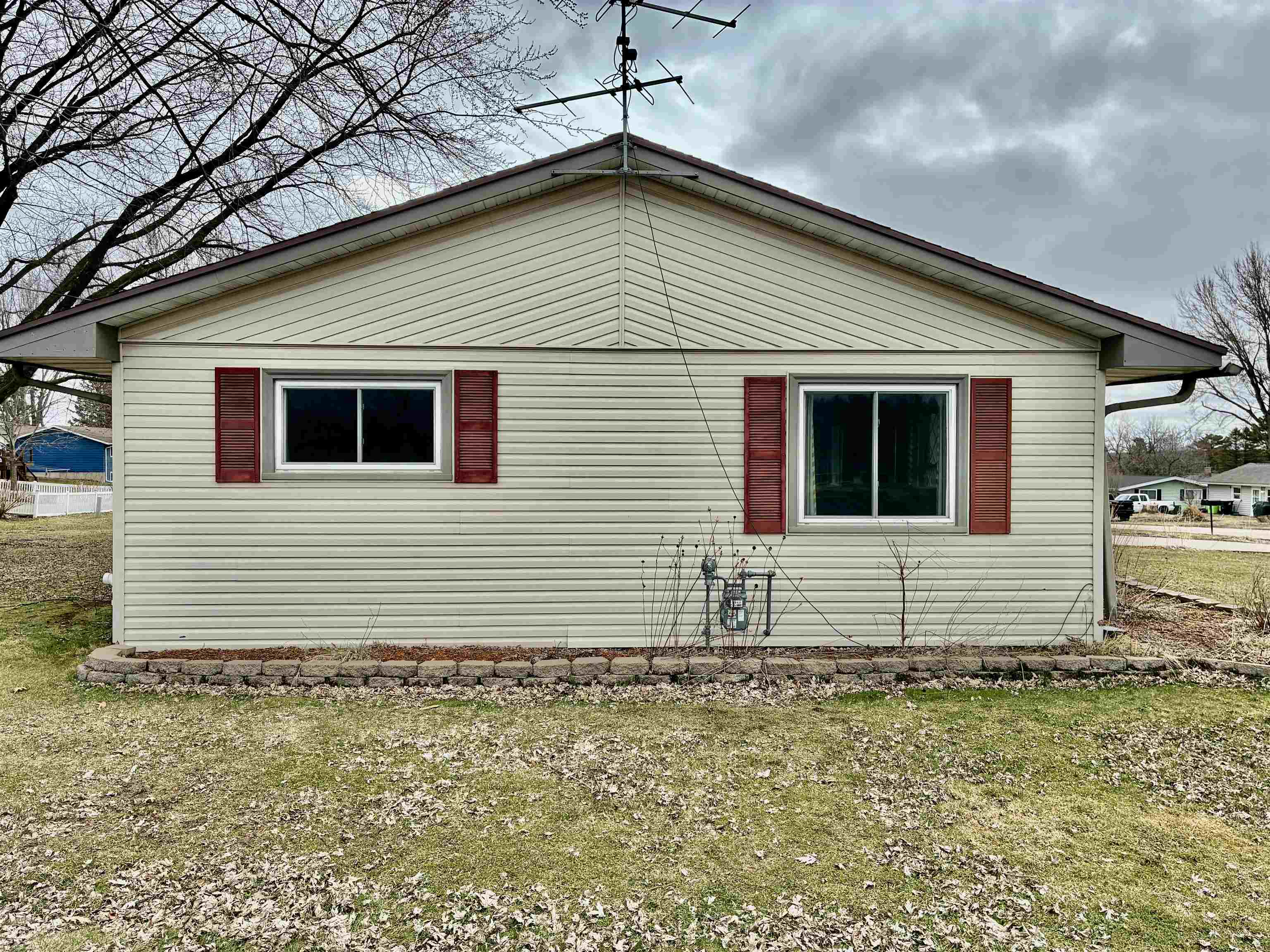 216 AYERS STREET, Neillsville, Wisconsin 54456, 3 Bedrooms Bedrooms, ,1 BathroomBathrooms,Residential,For Sale,216 AYERS STREET,22505771