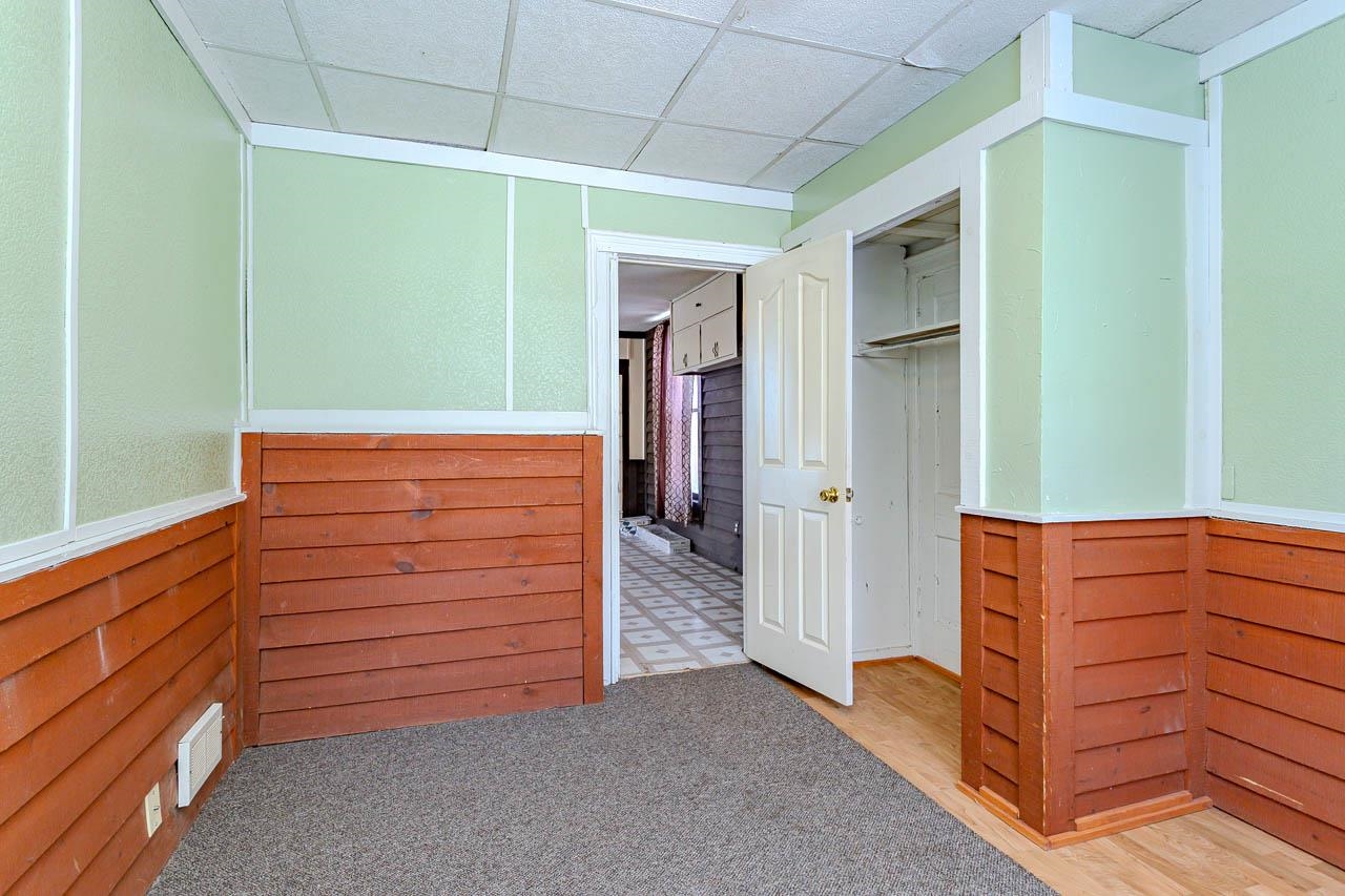 1706 E 1ST STREET, Merrill, Wisconsin 54452, 3 Bedrooms Bedrooms, ,2 BathroomsBathrooms,Residential,For Sale,1706 E 1ST STREET,22505782