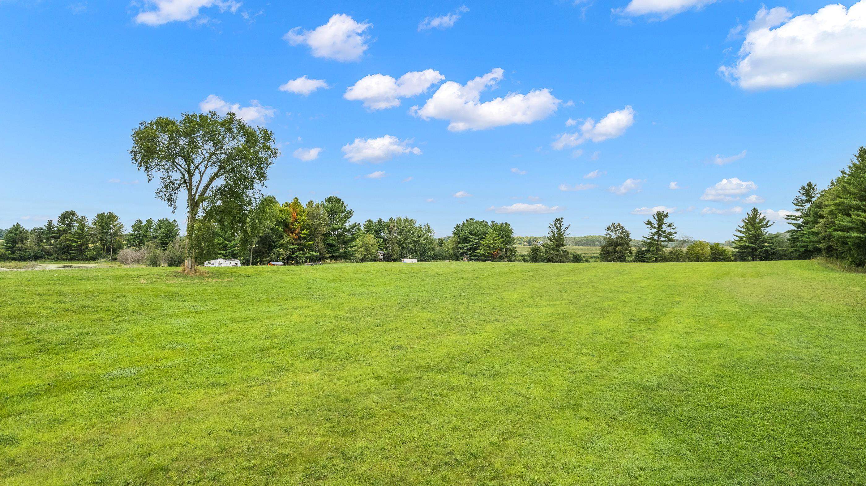 10498 E SAUMER ROAD, Rosholt, Wisconsin 54473, ,Land,For Sale,10498 E SAUMER ROAD,22505787