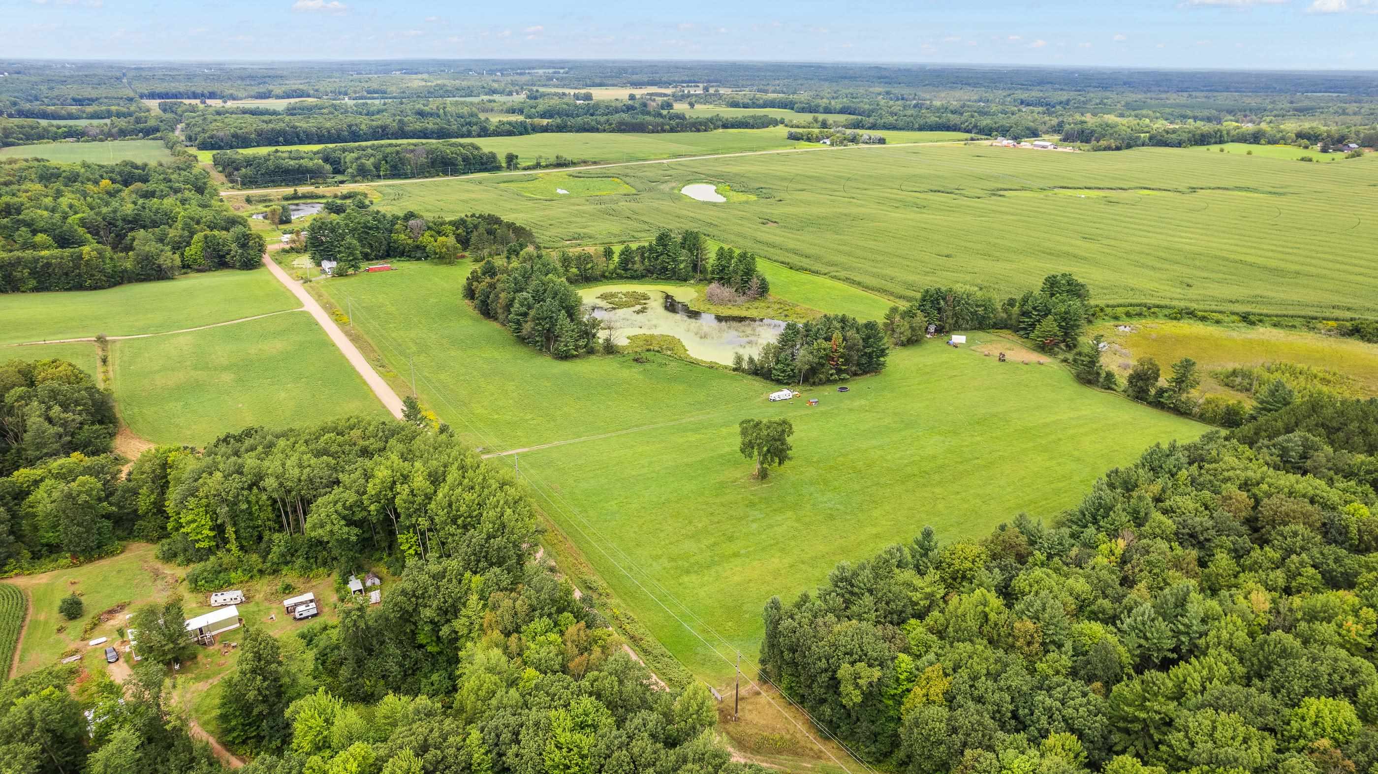 10498 E SAUMER ROAD, Rosholt, Wisconsin 54473, ,Land,For Sale,10498 E SAUMER ROAD,22505787