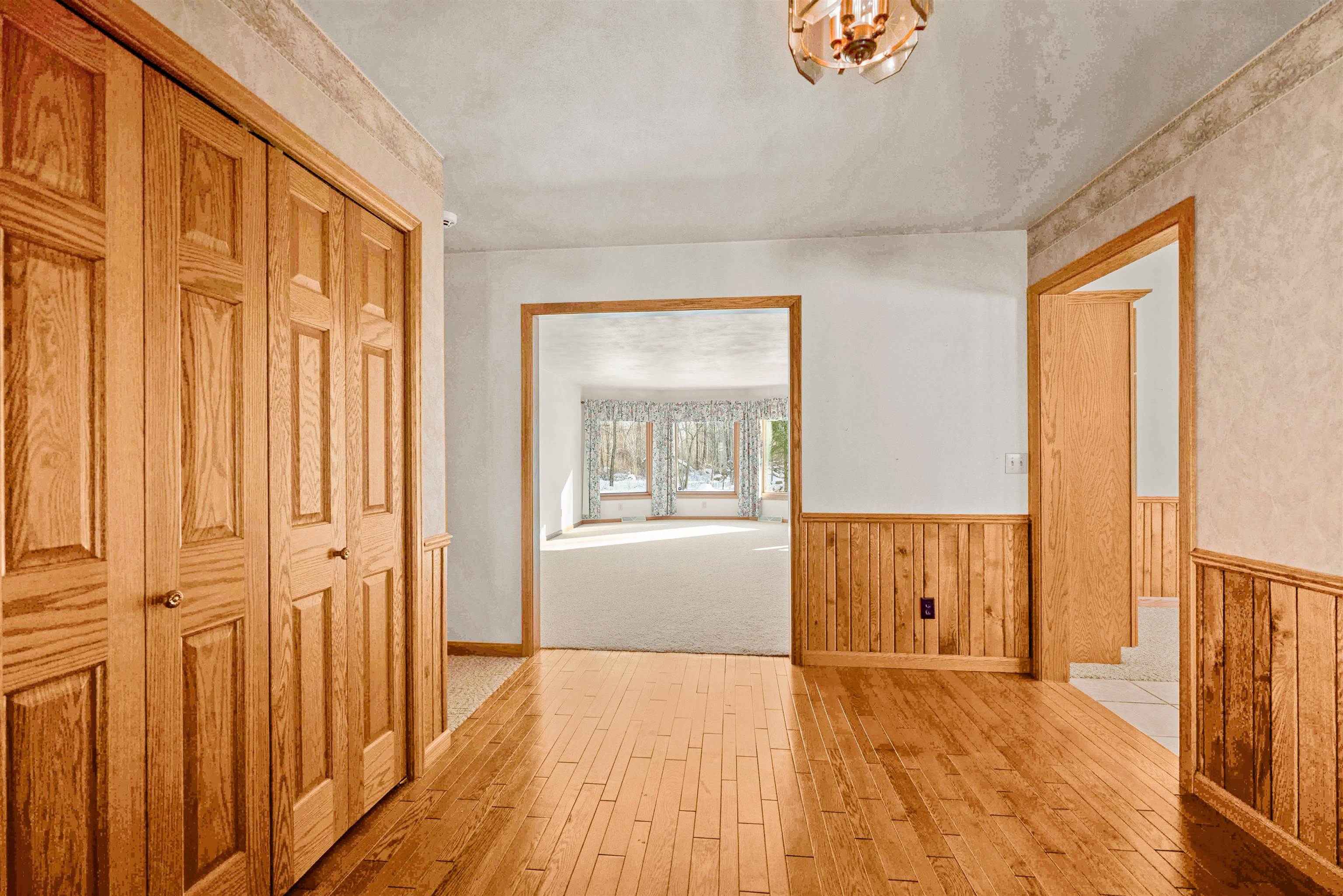 3745 OAK MORAINE COURT, Stevens Point, Wisconsin 54482, 3 Bedrooms Bedrooms, ,3 BathroomsBathrooms,Residential,For Sale,3745 OAK MORAINE COURT,22505789