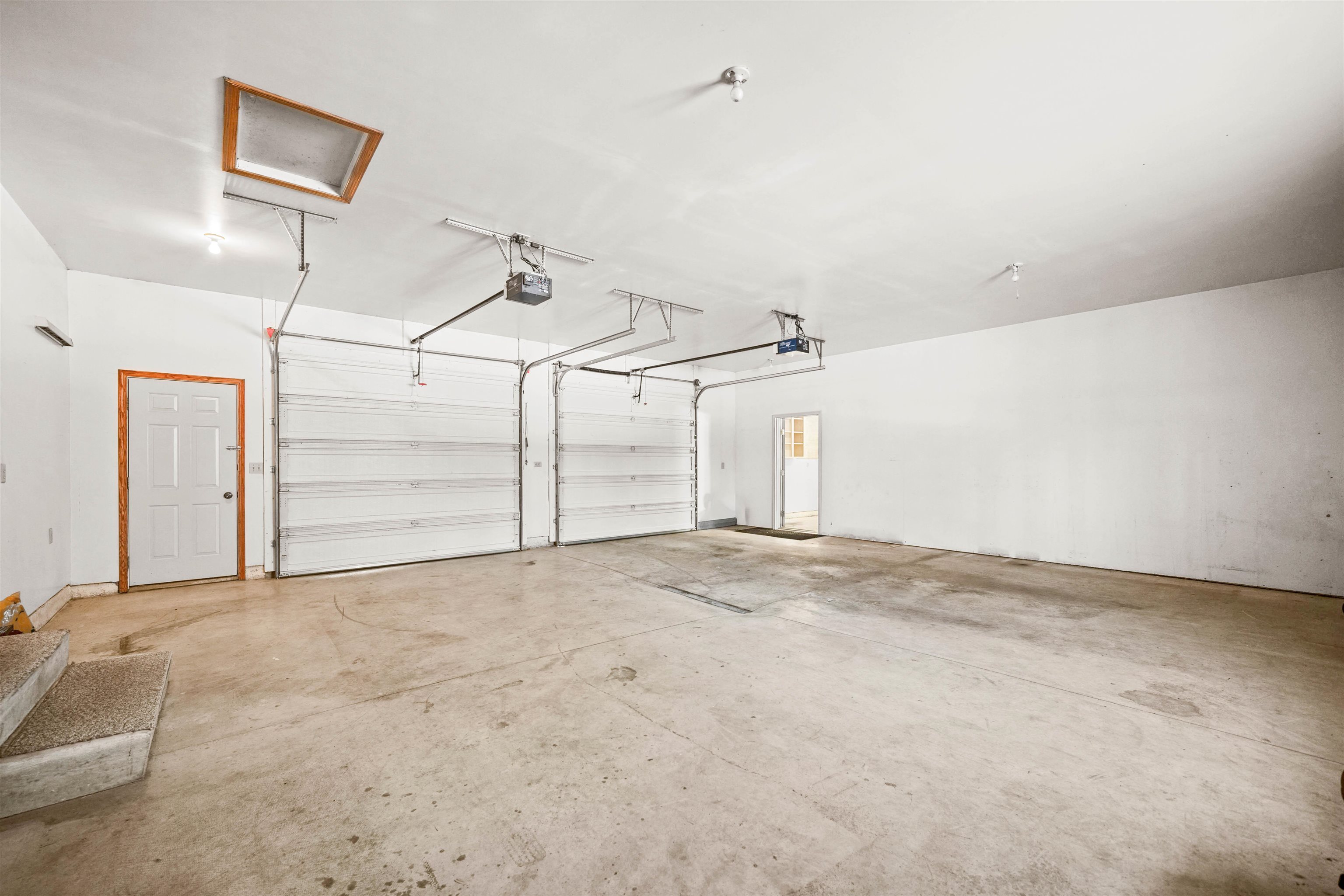 3745 OAK MORAINE COURT, Stevens Point, Wisconsin 54482, 3 Bedrooms Bedrooms, ,3 BathroomsBathrooms,Residential,For Sale,3745 OAK MORAINE COURT,22505789