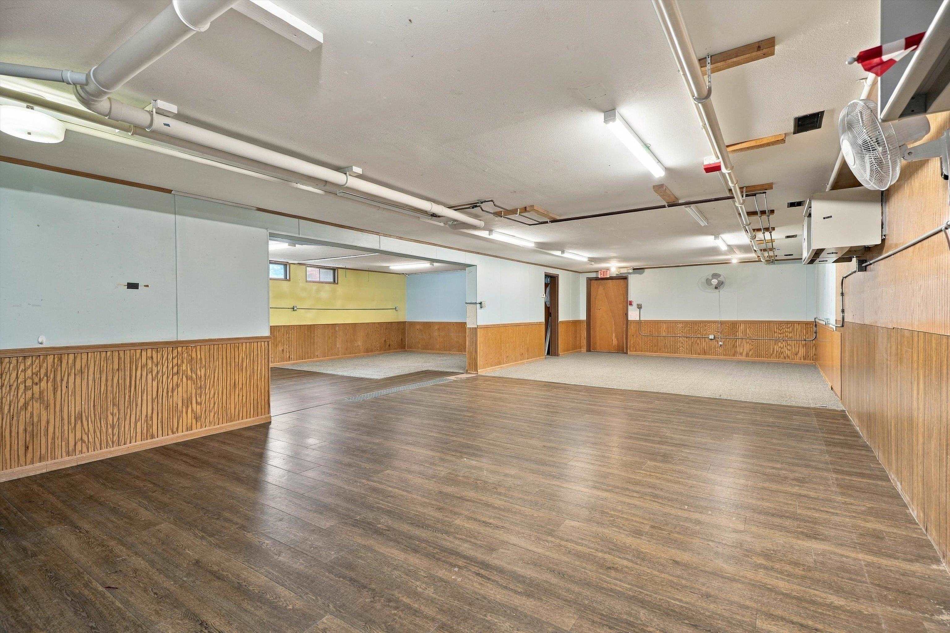 1017 W LAUREL STREET, Marshfield, Wisconsin 54449, ,Commercial/industrial,For Sale,1017 W LAUREL STREET,22505793