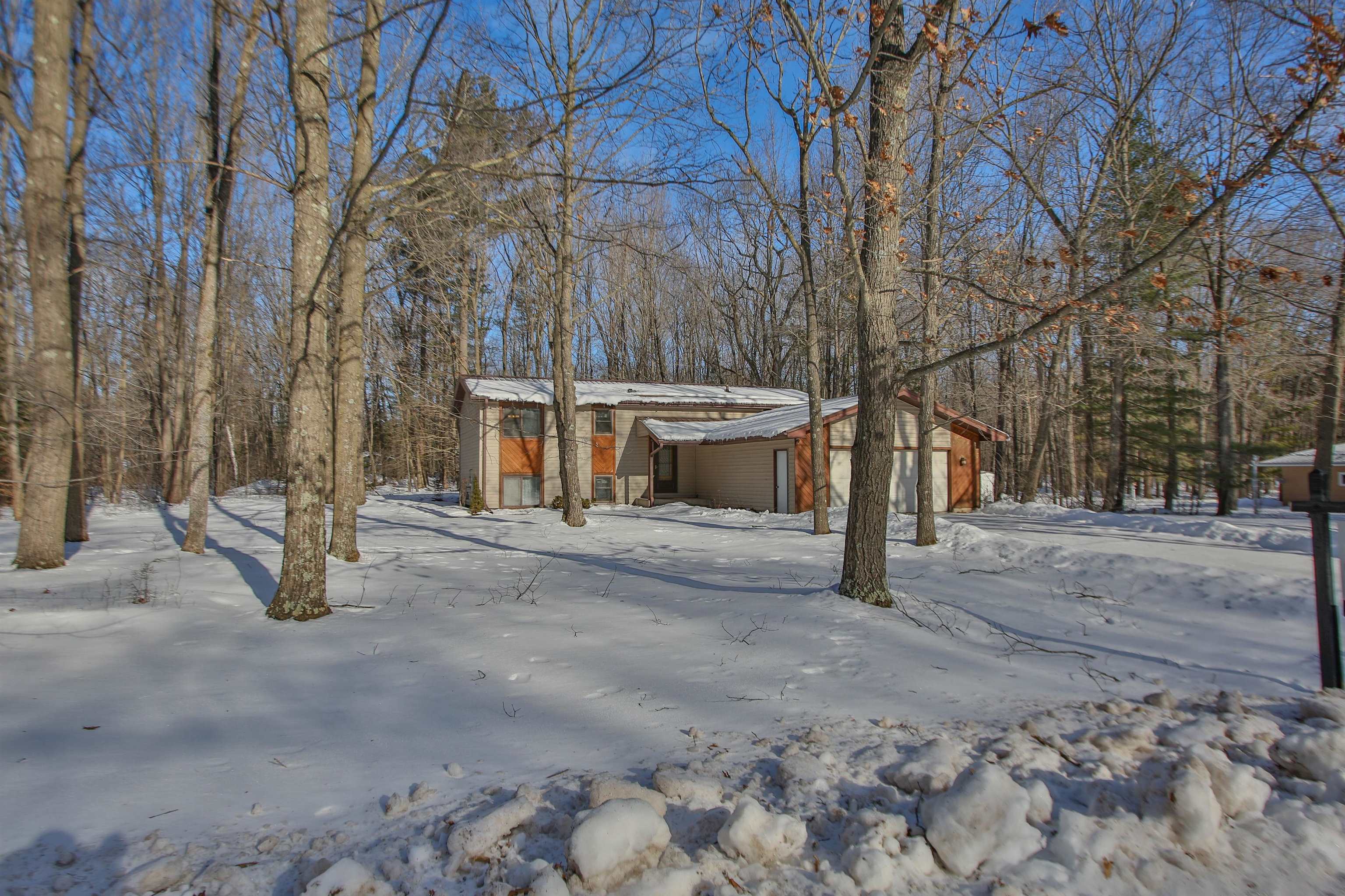 W4480 BIRCH HILL LANE, Merrill, Wisconsin 54452, 4 Bedrooms Bedrooms, ,1 BathroomBathrooms,Residential,For Sale,W4480 BIRCH HILL LANE,22505794