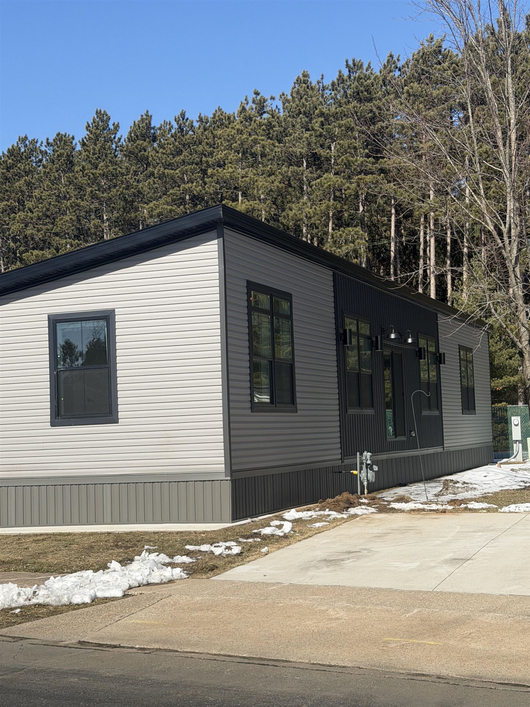 7740 S PARK ROAD, Wisconsin Rapids, Wisconsin 54494, 2 Bedrooms Bedrooms, ,2 BathroomsBathrooms,Residential,For Sale,7740 S PARK ROAD,22505806