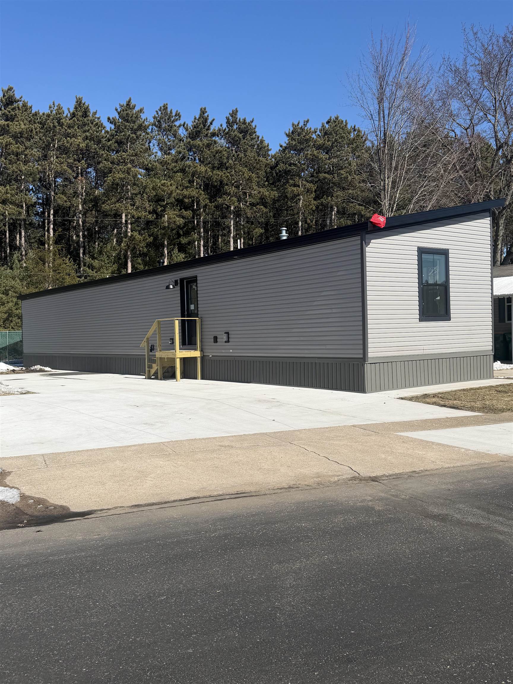 7740 S PARK ROAD, Wisconsin Rapids, Wisconsin 54494, 2 Bedrooms Bedrooms, ,2 BathroomsBathrooms,Residential,For Sale,7740 S PARK ROAD,22505806