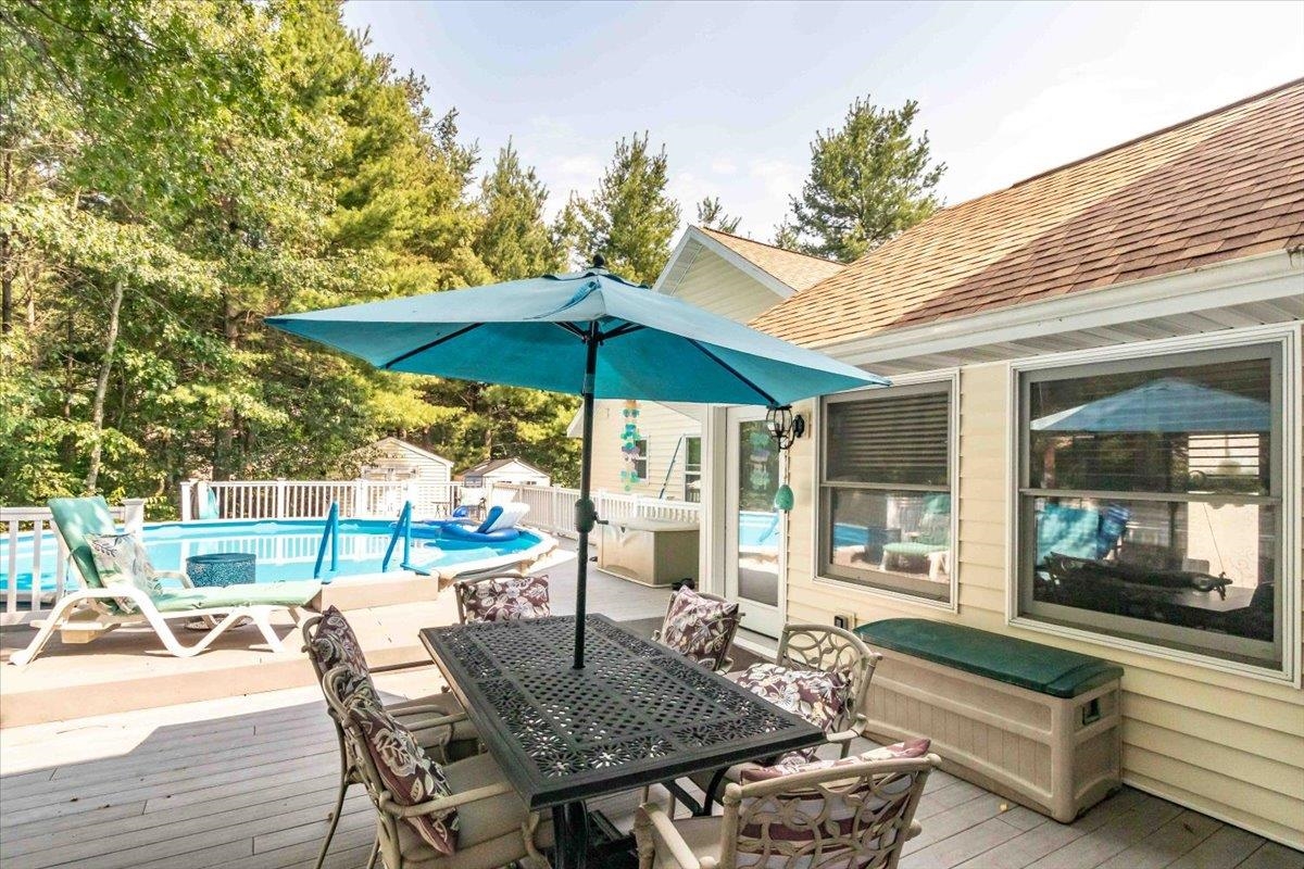 3630 NORTH VALLEY DRIVE, Wisconsin Rapids, Wisconsin 54494, 4 Bedrooms Bedrooms, ,3 BathroomsBathrooms,Residential,For Sale,3630 NORTH VALLEY DRIVE,22505807