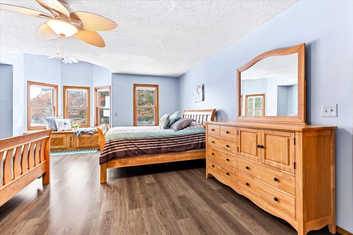 3630 NORTH VALLEY DRIVE, Wisconsin Rapids, Wisconsin 54494, 4 Bedrooms Bedrooms, ,3 BathroomsBathrooms,Residential,For Sale,3630 NORTH VALLEY DRIVE,22505807