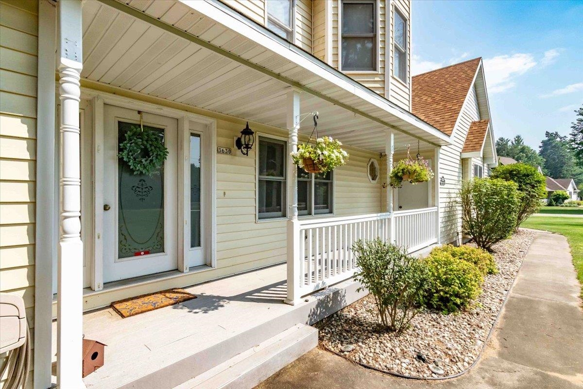 3630 NORTH VALLEY DRIVE, Wisconsin Rapids, Wisconsin 54494, 4 Bedrooms Bedrooms, ,3 BathroomsBathrooms,Residential,For Sale,3630 NORTH VALLEY DRIVE,22505807