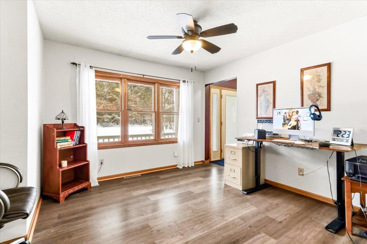 3630 NORTH VALLEY DRIVE, Wisconsin Rapids, Wisconsin 54494, 4 Bedrooms Bedrooms, ,3 BathroomsBathrooms,Residential,For Sale,3630 NORTH VALLEY DRIVE,22505807