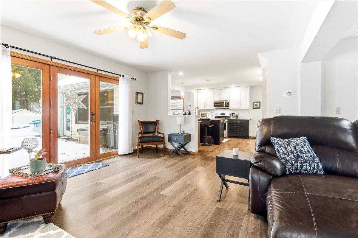 3630 NORTH VALLEY DRIVE, Wisconsin Rapids, Wisconsin 54494, 4 Bedrooms Bedrooms, ,3 BathroomsBathrooms,Residential,For Sale,3630 NORTH VALLEY DRIVE,22505807