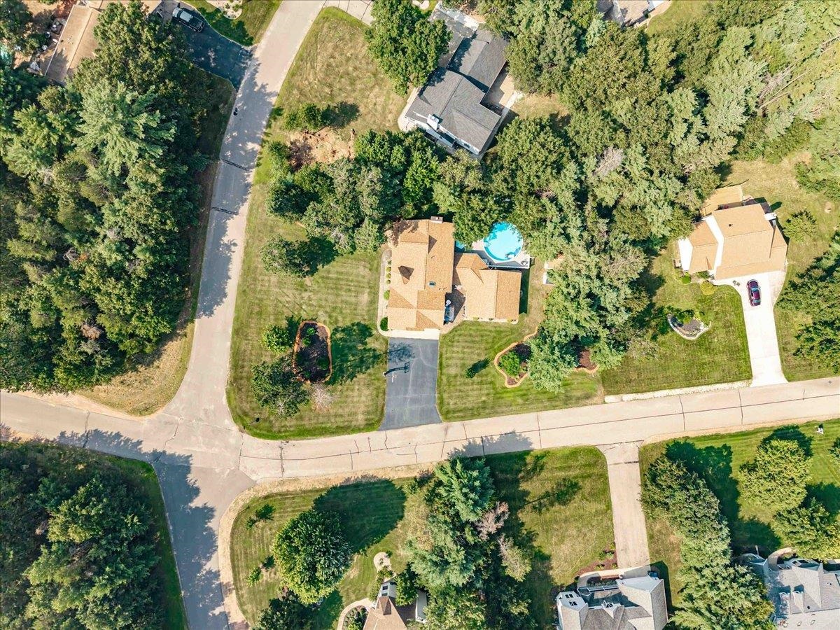 3630 NORTH VALLEY DRIVE, Wisconsin Rapids, Wisconsin 54494, 4 Bedrooms Bedrooms, ,3 BathroomsBathrooms,Residential,For Sale,3630 NORTH VALLEY DRIVE,22505807