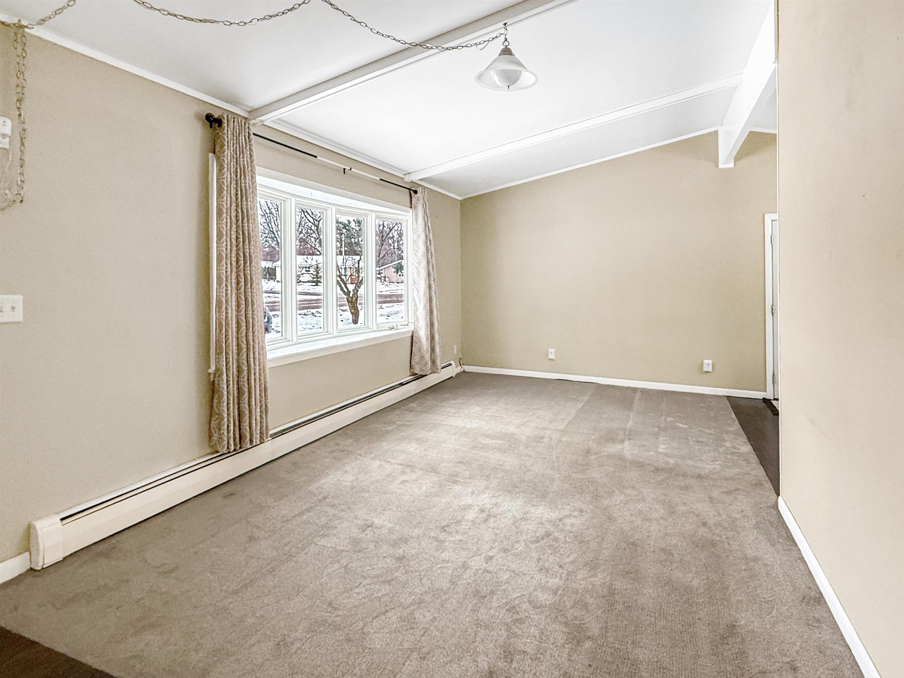 5210 CAMP PHILLIPS ROAD, Weston, Wisconsin 54476, 3 Bedrooms Bedrooms, ,1 BathroomBathrooms,Residential,For Sale,5210 CAMP PHILLIPS ROAD,22505820