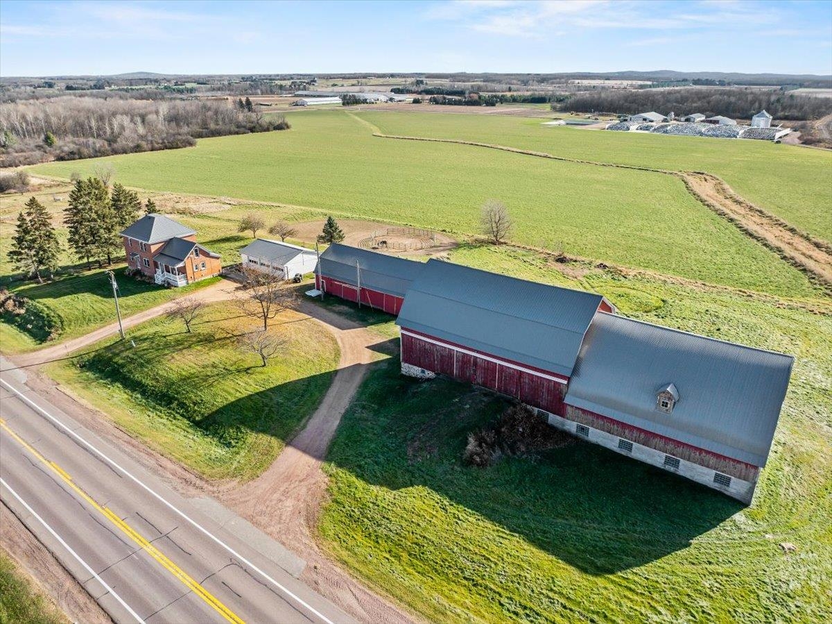 10671 STATE HIGHWAY 10, Marshfield, Wisconsin 54449, 4 Bedrooms Bedrooms, ,1 BathroomBathrooms,Residential,For Sale,10671 STATE HIGHWAY 10,22505835