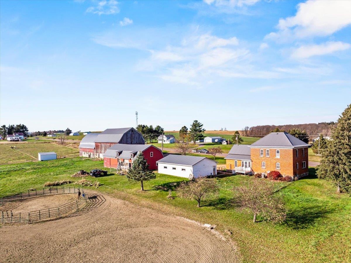 10671 STATE HIGHWAY 10, Marshfield, Wisconsin 54449, 4 Bedrooms Bedrooms, ,1 BathroomBathrooms,Residential,For Sale,10671 STATE HIGHWAY 10,22505835