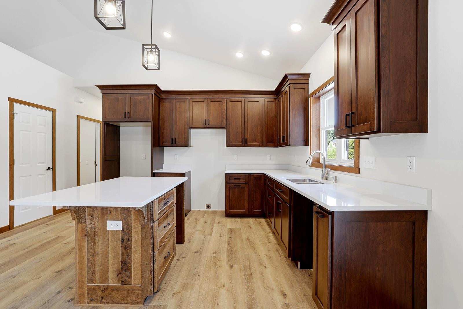 1586 OLD HIGHWAY 51, Kronenwetter, Wisconsin 54455, 3 Bedrooms Bedrooms, ,2 BathroomsBathrooms,Residential,For Sale,1586 OLD HIGHWAY 51,22505836