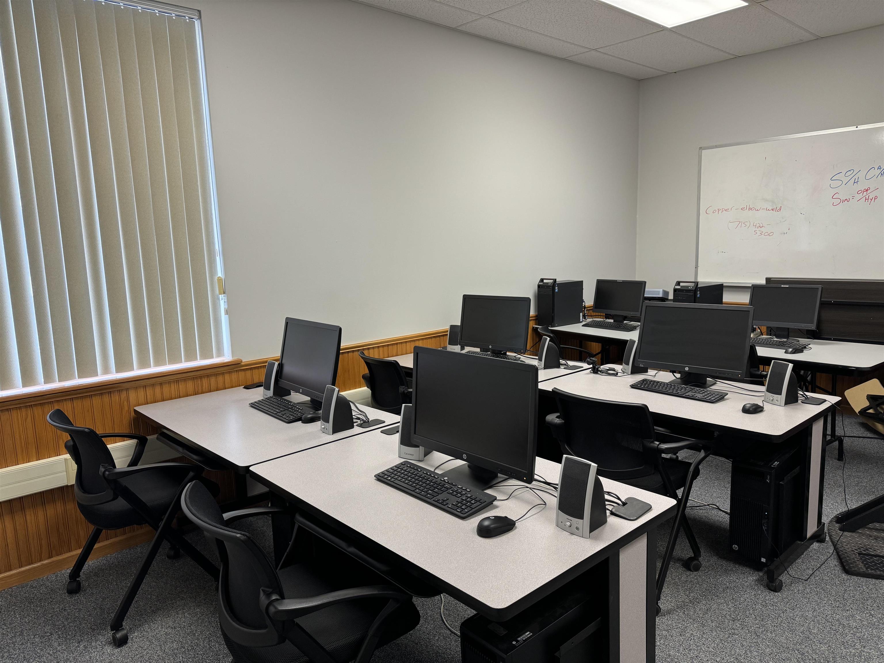 912 N VIEW DRIVE, Mosinee, Wisconsin 54455, ,Commercial/industrial,For Rent,912 N VIEW DRIVE,22505838