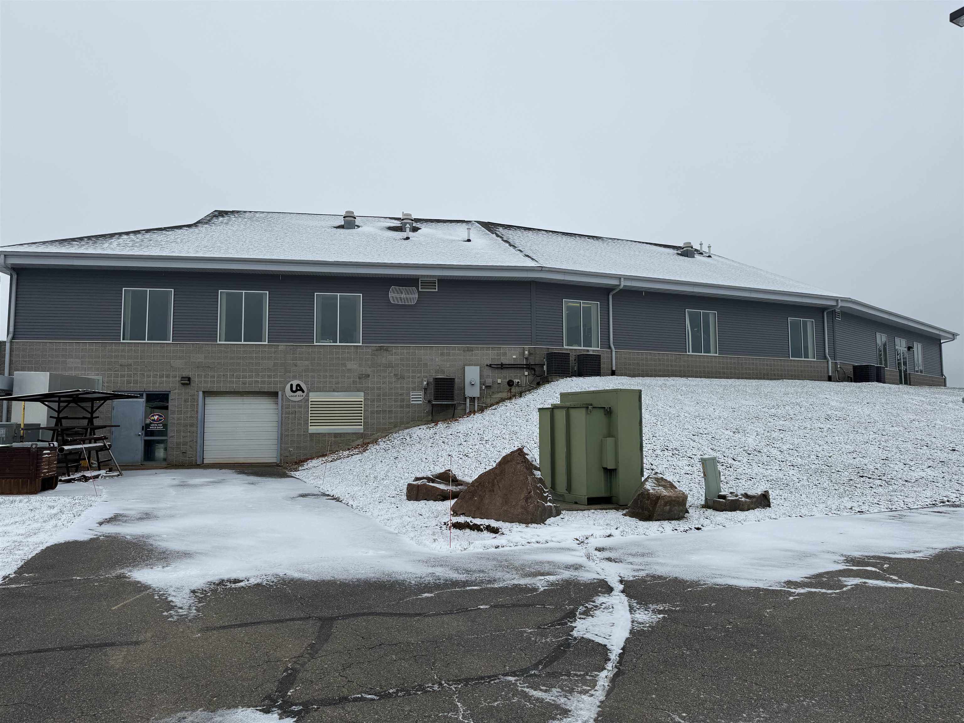 912 N VIEW DRIVE, Mosinee, Wisconsin 54455, ,Commercial/industrial,For Rent,912 N VIEW DRIVE,22505838