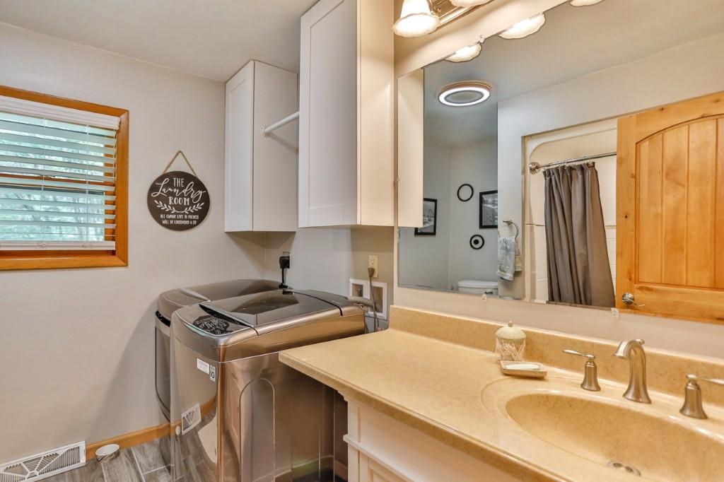 219634 COUNTY ROAD KK, Wausau, Wisconsin 54401, 3 Bedrooms Bedrooms, ,3 BathroomsBathrooms,Residential,For Sale,219634 COUNTY ROAD KK,22505843