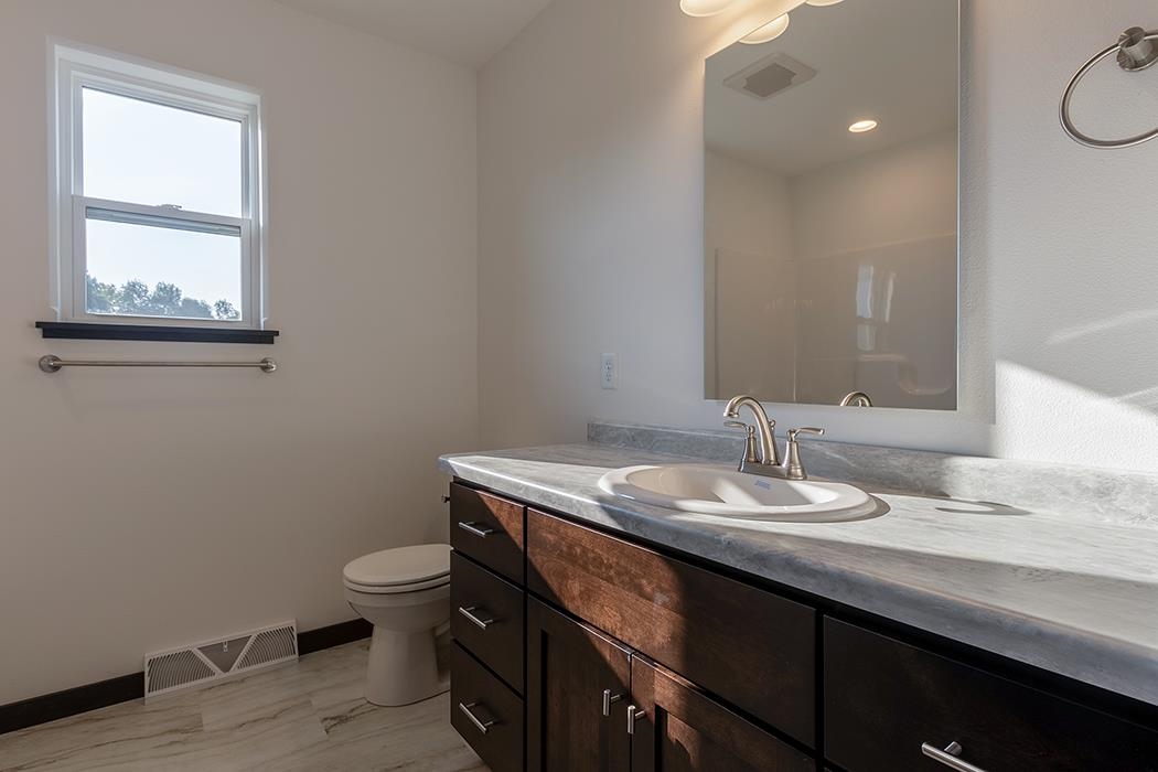 2106 S COTTONWOOD AVENUE, Marshfield, Wisconsin 54449, 3 Bedrooms Bedrooms, ,2 BathroomsBathrooms,Residential,For Sale,2106 S COTTONWOOD AVENUE,22505854