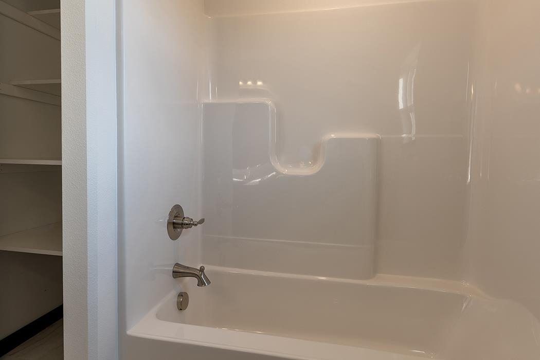 2106 S COTTONWOOD AVENUE, Marshfield, Wisconsin 54449, 3 Bedrooms Bedrooms, ,2 BathroomsBathrooms,Residential,For Sale,2106 S COTTONWOOD AVENUE,22505854