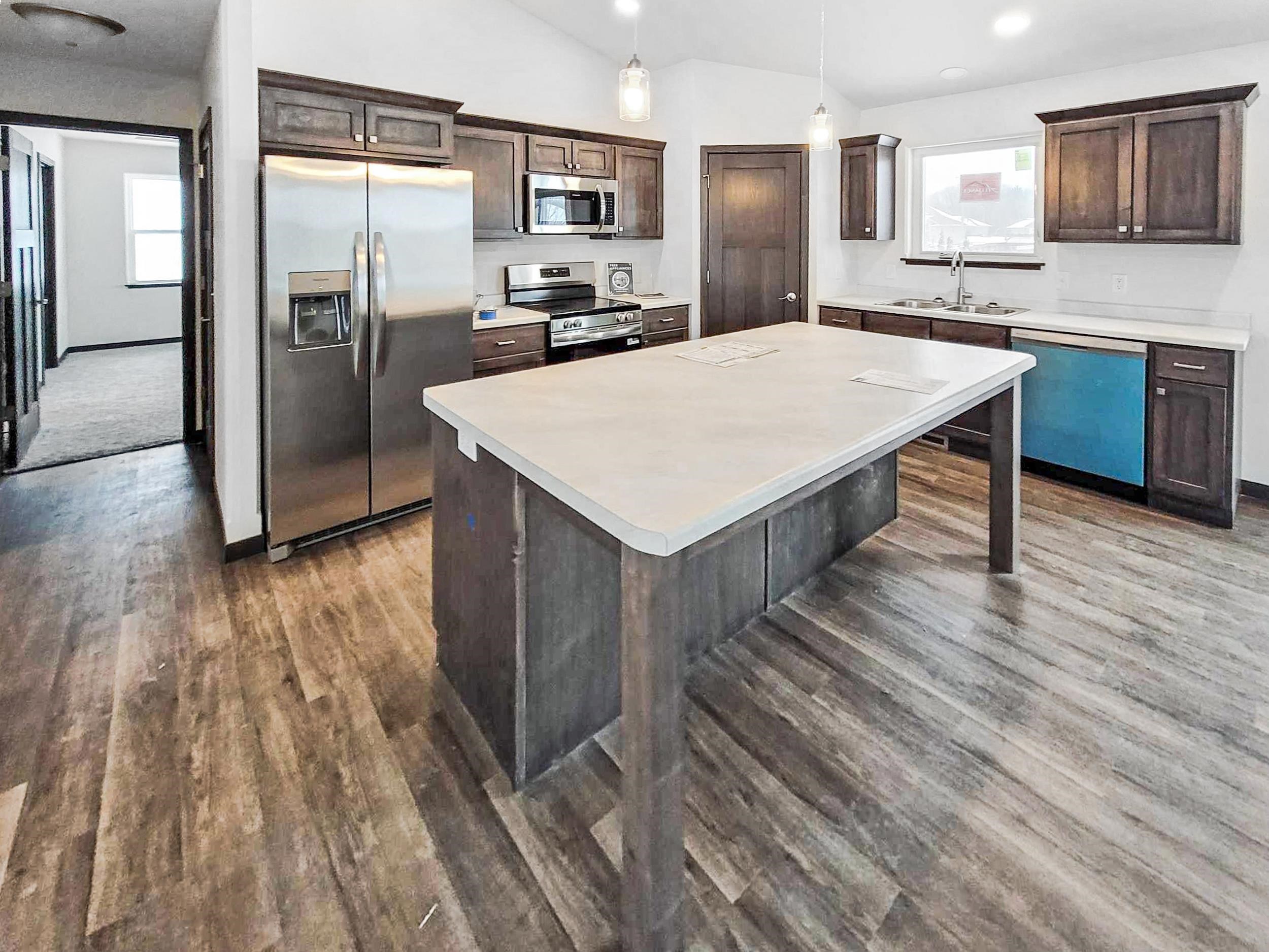 1701 E 21ST STREET, Marshfield, Wisconsin 54449, 3 Bedrooms Bedrooms, ,2 BathroomsBathrooms,Residential,For Sale,1701 E 21ST STREET,22505858