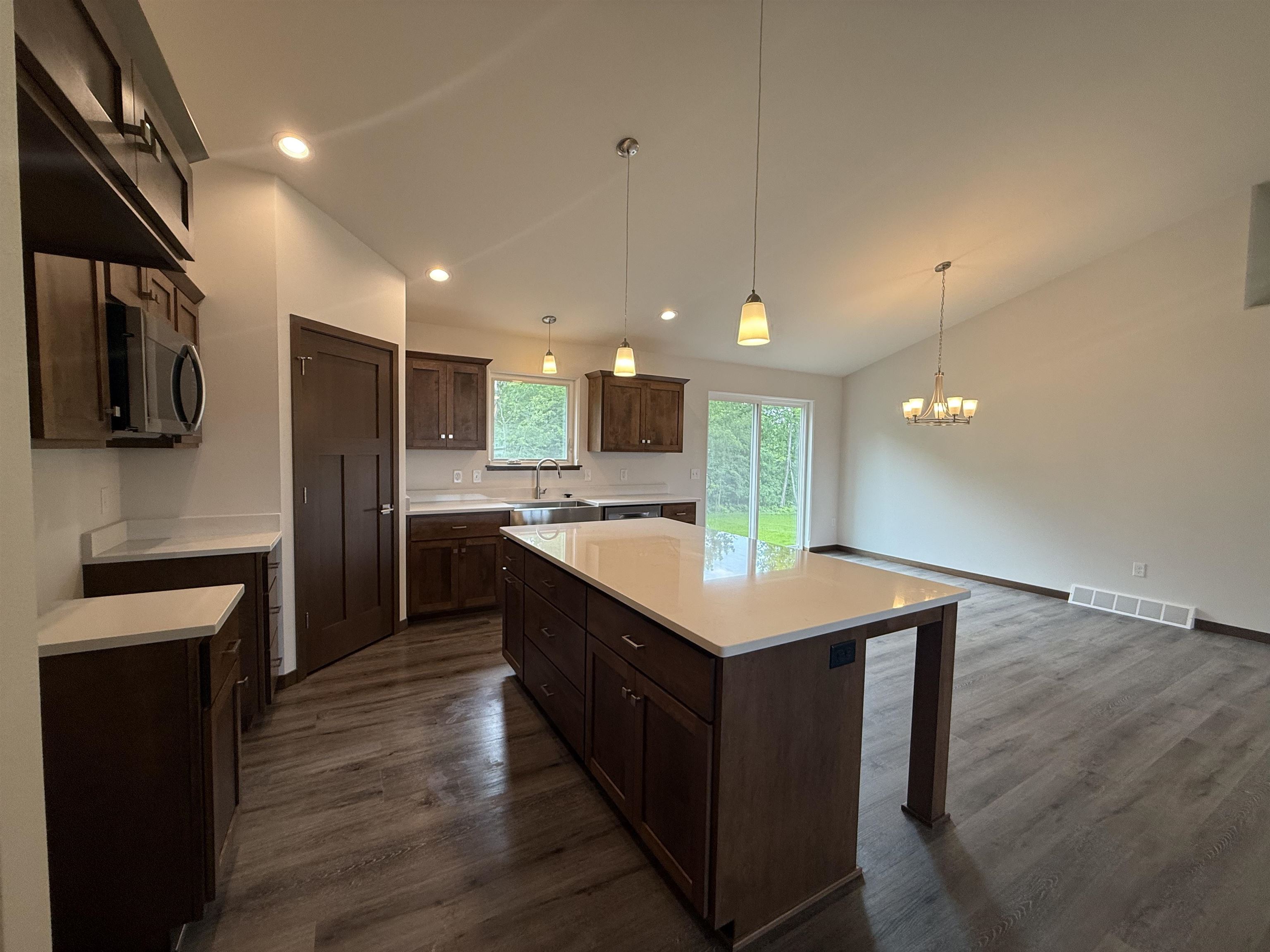 4506 MORELAND ROAD, Plover, Wisconsin 54467, 3 Bedrooms Bedrooms, ,2 BathroomsBathrooms,Residential,For Sale,4506 MORELAND ROAD,22505860