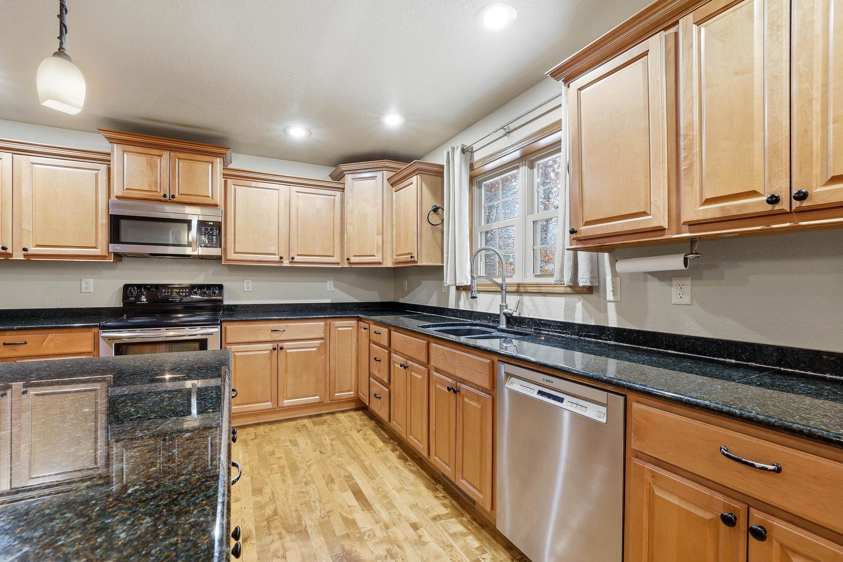 4809 PARTRIDGE WAY, Stevens Point, Wisconsin 54482, 5 Bedrooms Bedrooms, ,3 BathroomsBathrooms,Residential,For Sale,4809 PARTRIDGE WAY,22600002