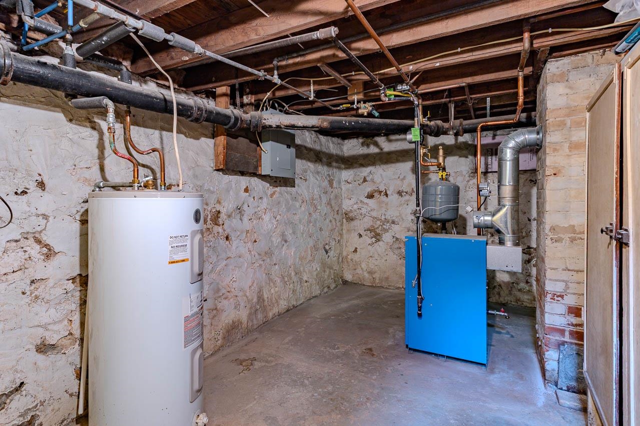 101 JOHNSON STREET, Rhinelander, Wisconsin 54501, 2 Bedrooms Bedrooms, ,1 BathroomBathrooms,Residential,For Sale,101 JOHNSON STREET,22600008