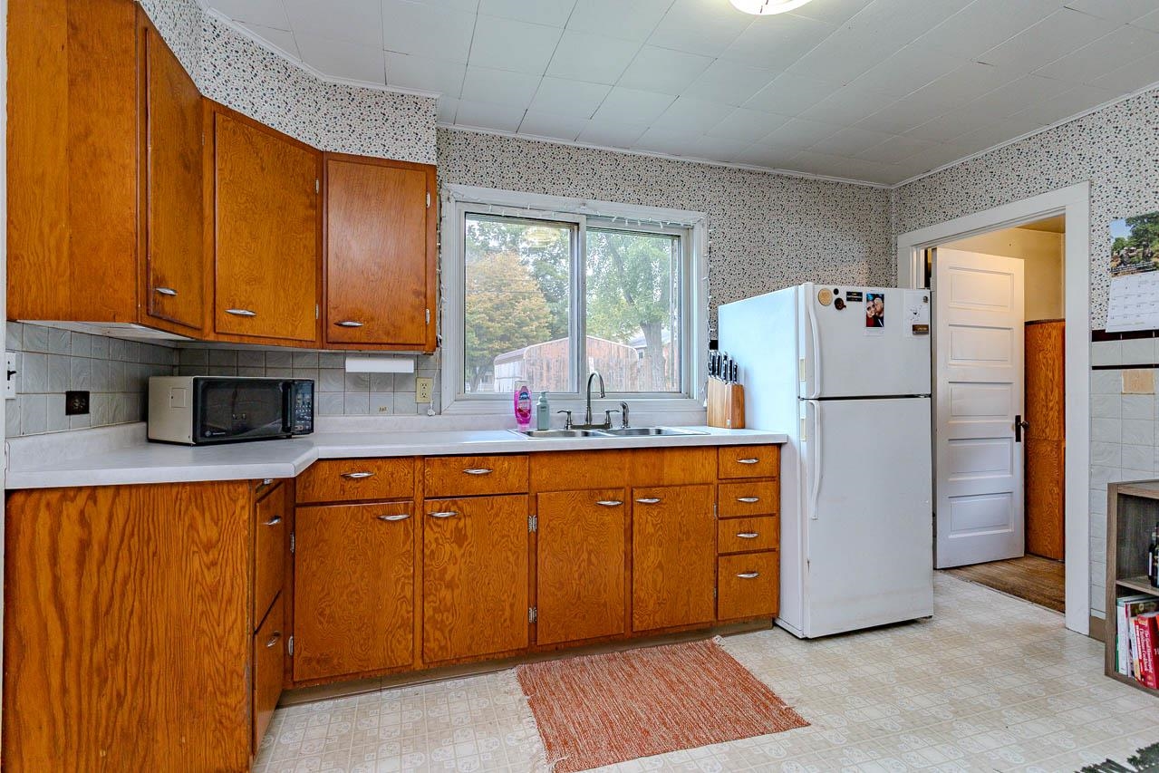 101 JOHNSON STREET, Rhinelander, Wisconsin 54501, 2 Bedrooms Bedrooms, ,1 BathroomBathrooms,Residential,For Sale,101 JOHNSON STREET,22600008