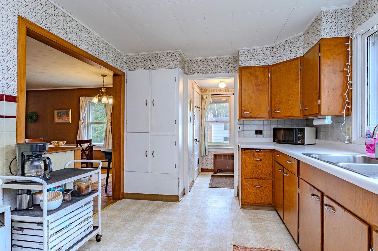 101 JOHNSON STREET, Rhinelander, Wisconsin 54501, 2 Bedrooms Bedrooms, ,1 BathroomBathrooms,Residential,For Sale,101 JOHNSON STREET,22600008