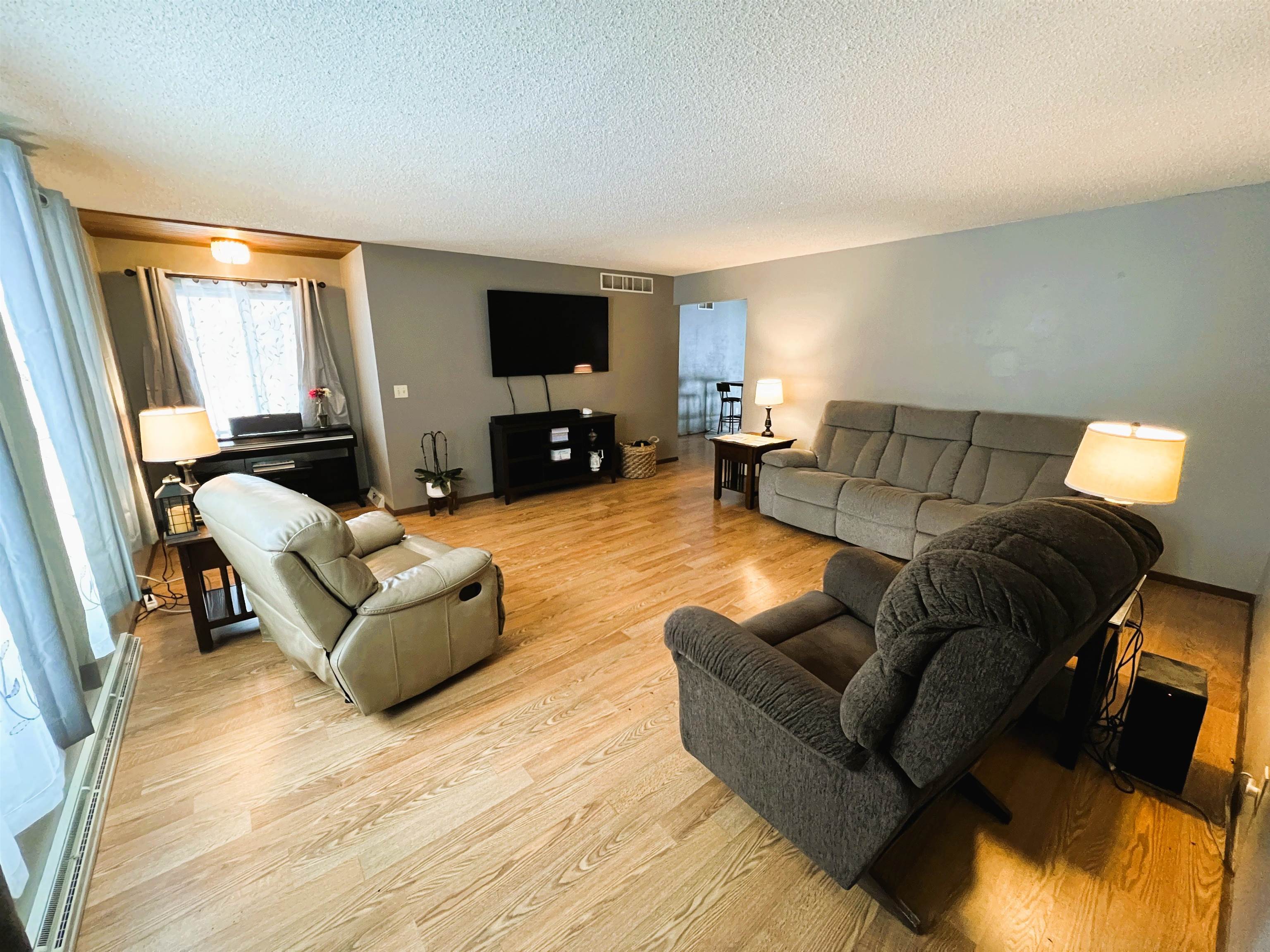 840 RAMBLE LANE, Plover, Wisconsin 54467, 3 Bedrooms Bedrooms, ,2 BathroomsBathrooms,Residential,For Sale,840 RAMBLE LANE,22600014